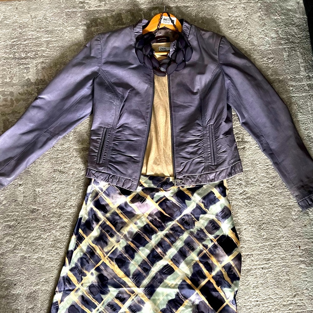 Pastel look bundle: 1 leather jacket, 1 tulip satin skirt, 1 chunky necklace